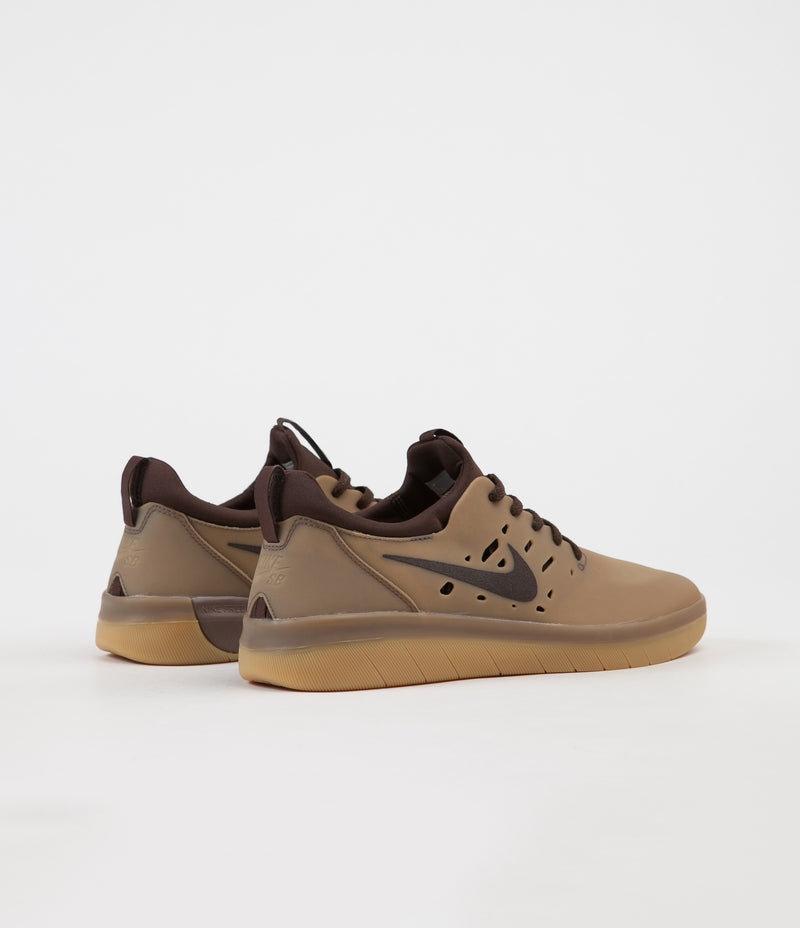 nike sb nyjah free navy gum