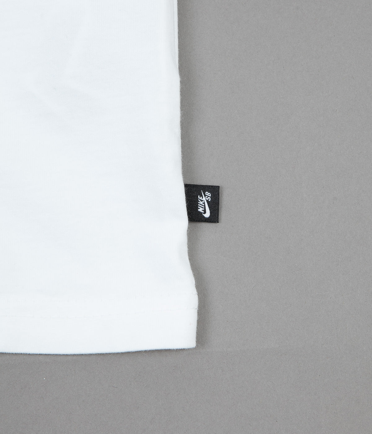 Nike SB Seasonal Logo T-Shirt - White | Flatspot