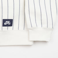Nike SB Skate Crewneck Sweatshirt in Sail and Midnight Navy / Sail thumbnail