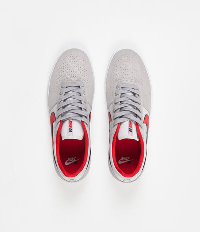 Nike SB Team Classic Shoes - Atmosphere Grey / University Red - Vast Grey