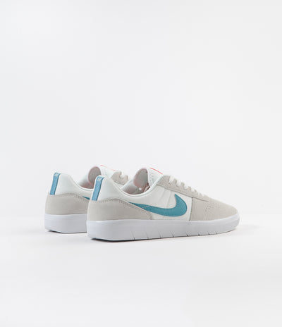 Nike SB Team Classic Shoes - Summit White / Cerulean - White