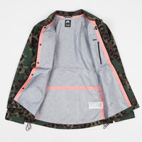 Nike SB x GORE-TEX Jacket - Gorge Green / Black / Max Orange thumbnail