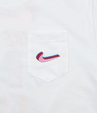 Calma abuela puesta de sol Nike SB x Parra Pocket T-Shirt - White | Flatspot