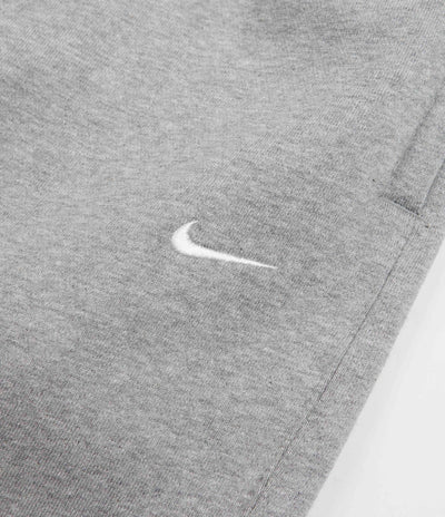 Nike Solo Swoosh Sweatpants - Dark Grey Heather / White