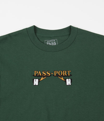 Pass Port Waiter Embroidery T-Shirt - Forest Green