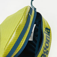 Patagonia Black Hole Cube 2L - Chartreuse thumbnail