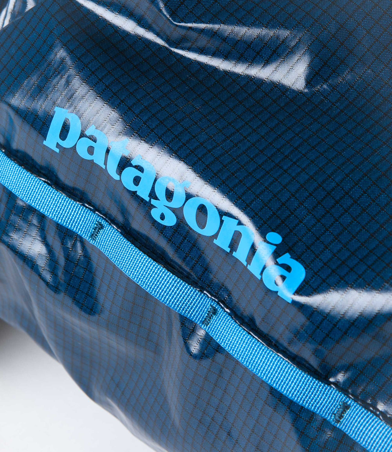 Patagonia black hole duffel 45l big sur blue top