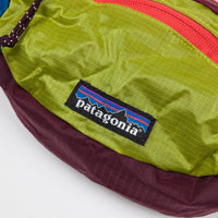 Patagonia Lightweight Travel Mini Hip Pack - Patchwork Light Gecko Green / Tomato thumbnail