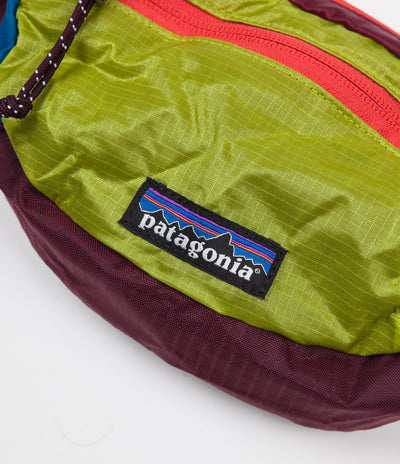 Patagonia Lightweight Travel Mini Hip Pack - Patchwork Light Gecko Green / Tomato