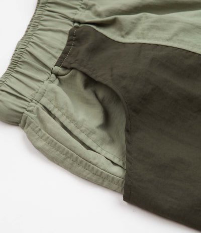 Quasi Solo Shorts - Moss