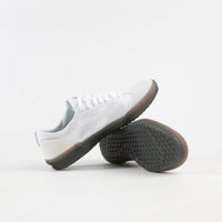 Vans AVE Pro Shoes - White / Smoke thumbnail