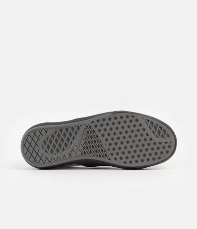 dakota roche shoes